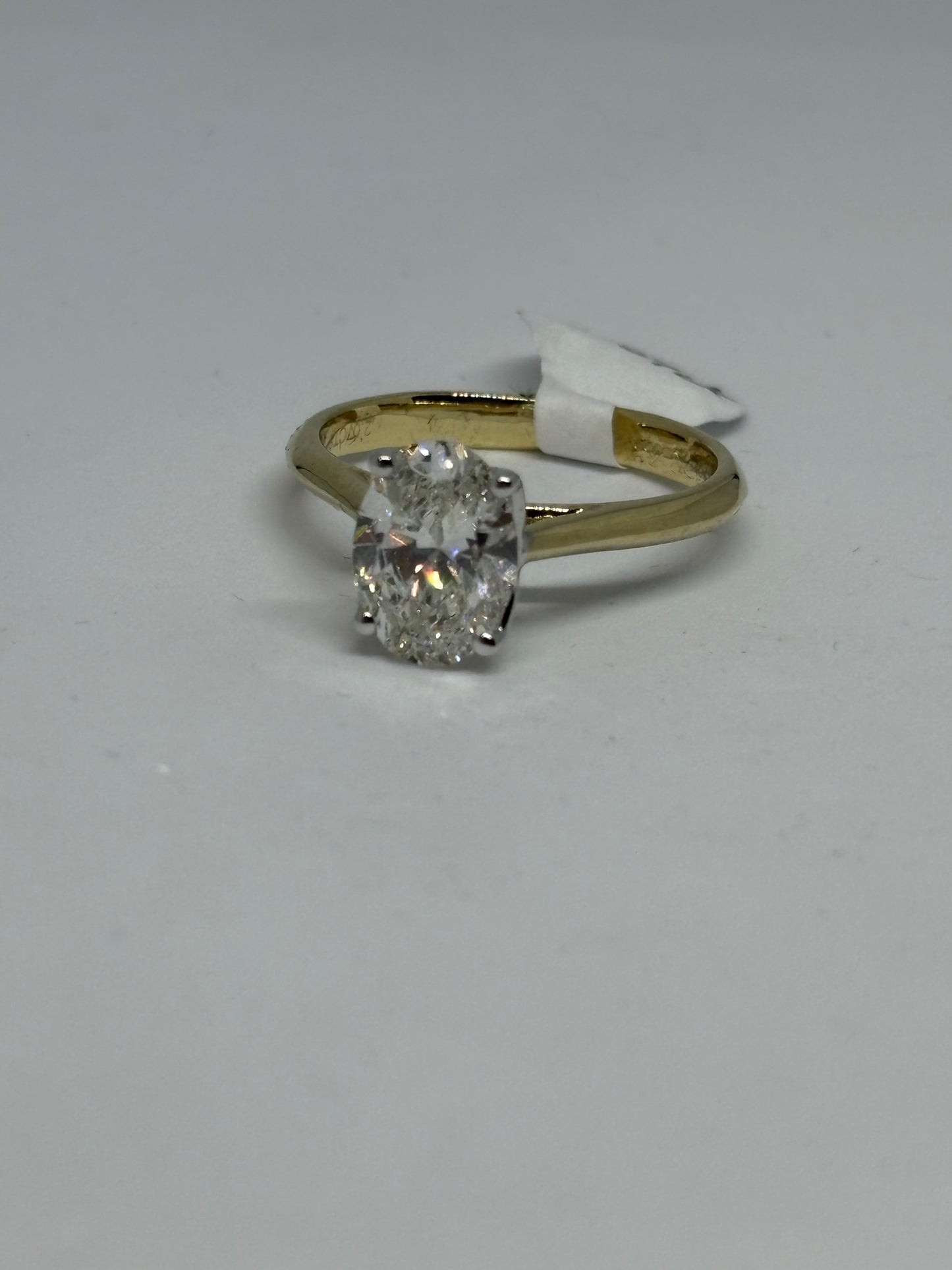 Lab Grown Diamond Oval Cut 2ct yellow gold ring
